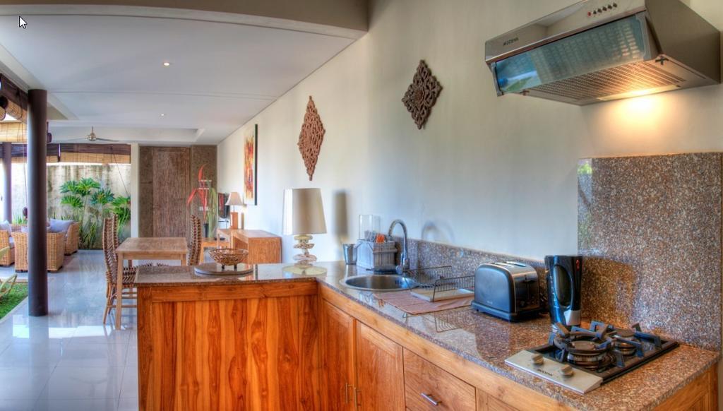 Villa Lestari Seminyak Habitación foto